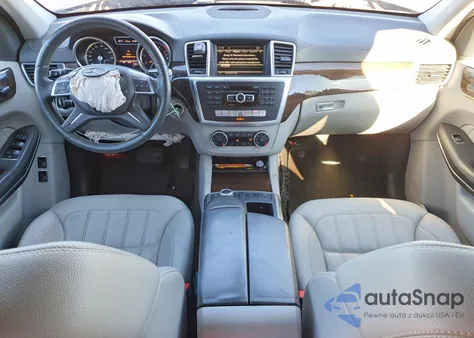 2013 Mercedes-Benz Gl 450 4Matic z USA, uszkodzony, nr VIN 4JGDF7CEXDA134817